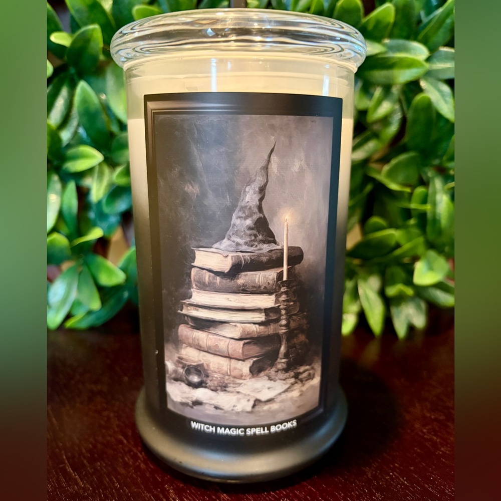 Kringle Candle Witch Magic Spell Books Scented Candle—NEW